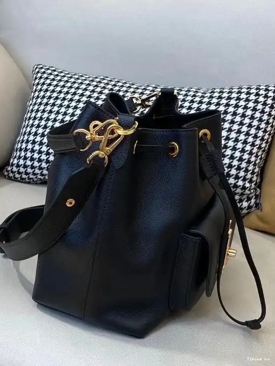 Cheap LOCKME BUCKET LOUIS VUITTON 0506